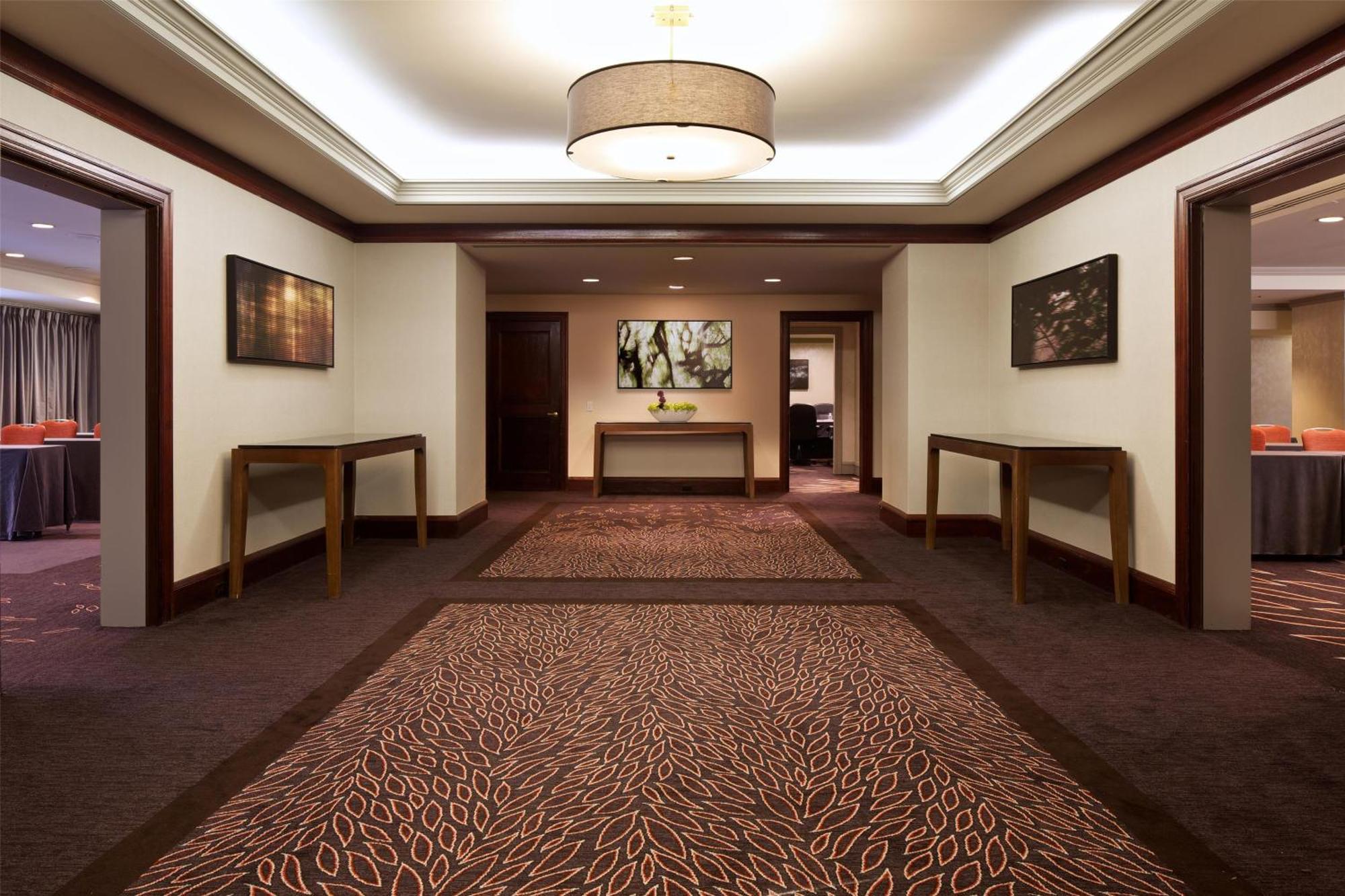 Hyatt Regency 4*