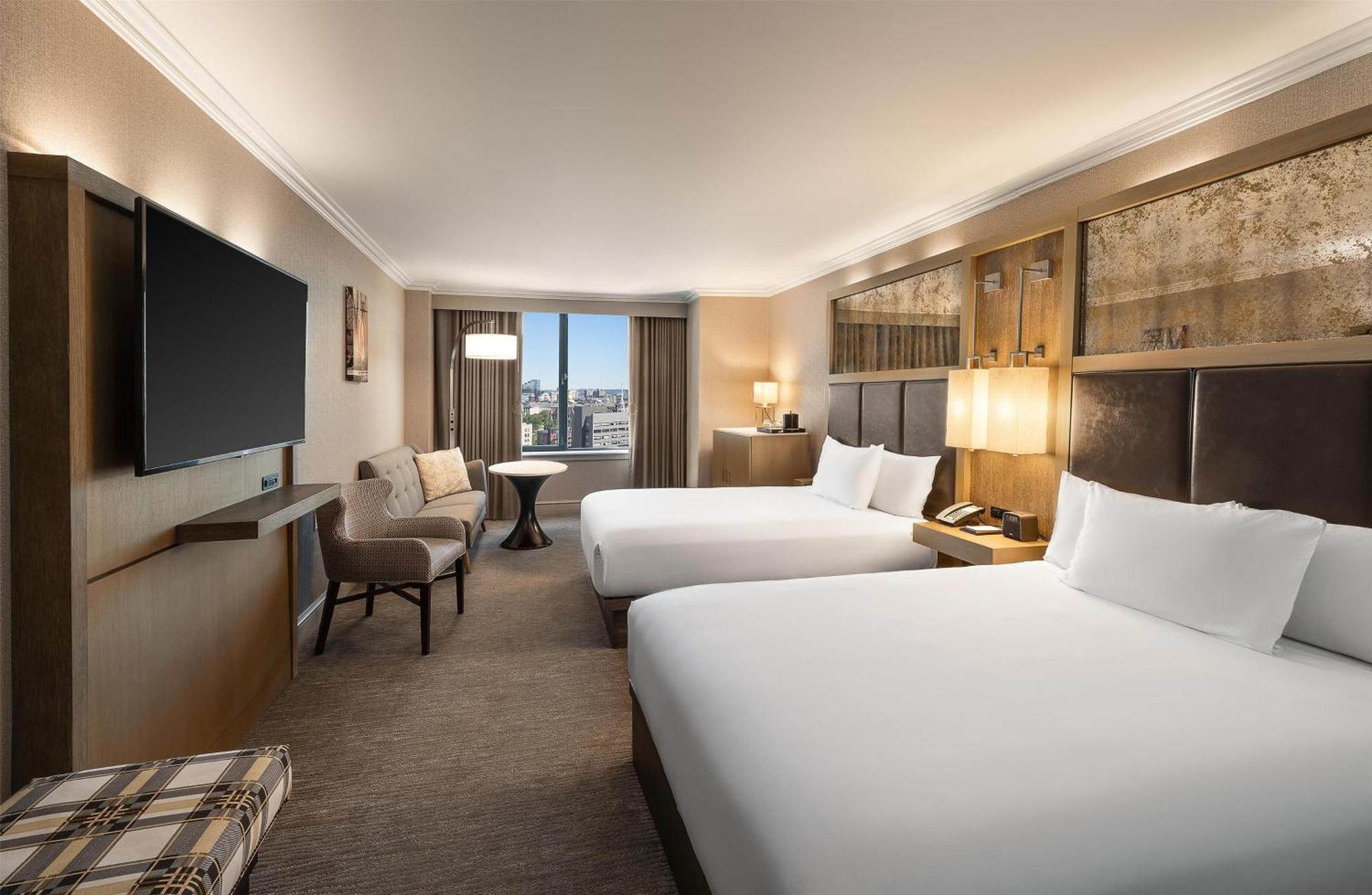 Hyatt Regency Hotel 4*